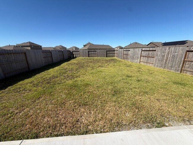 Building Photo - 7323 Greenbriar Cayon Ln