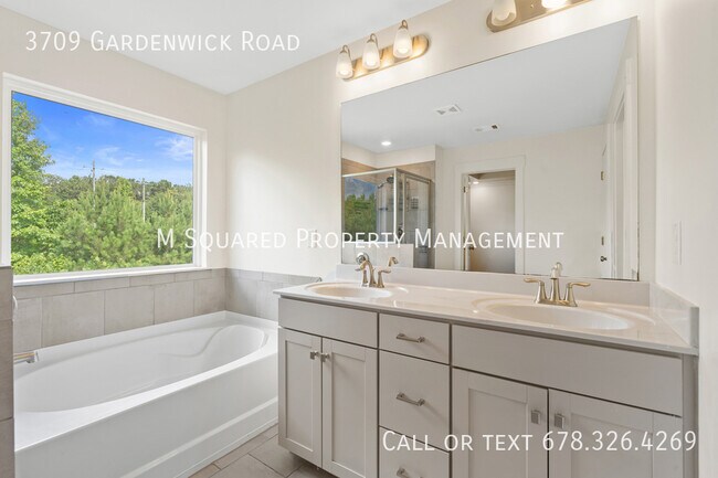 Building Photo - 3709 Gardenwick Rd