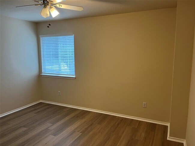 Building Photo - 1511 Plume Grass Pl