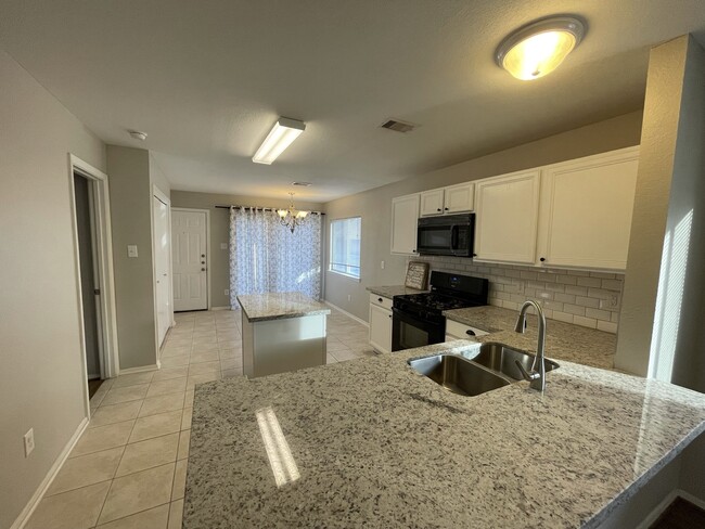 Building Photo - 1603 Nichole Woods Dr