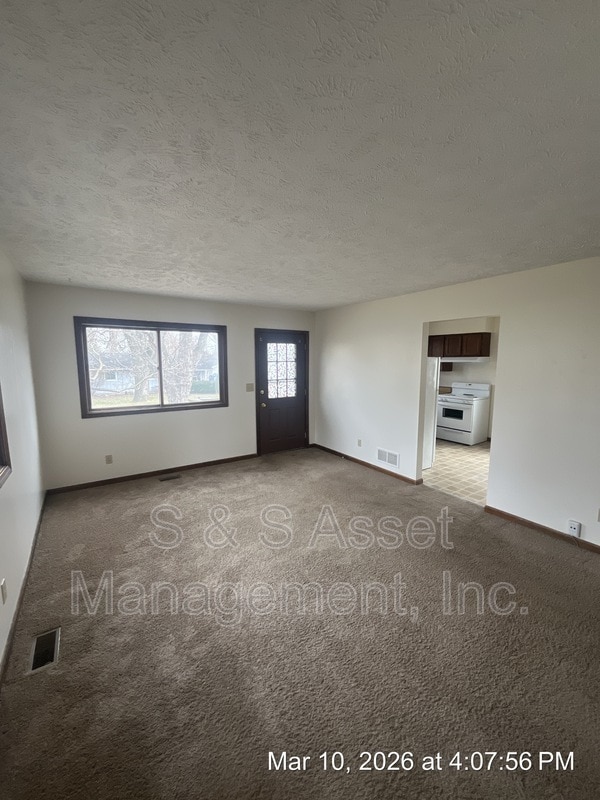 Building Photo - 511 Brynford Ave