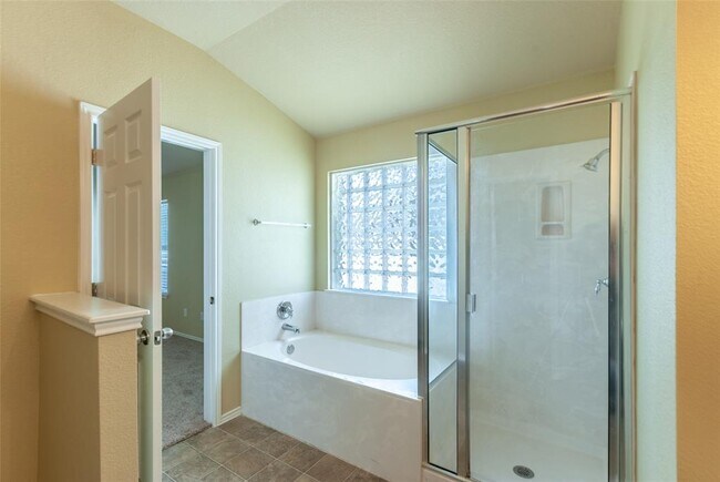 Building Photo - 17712 Ice Age Trails St