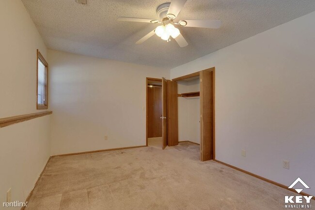 Building Photo - 2 br, 1.5 bath Townhome - 3003 S Brandywin...