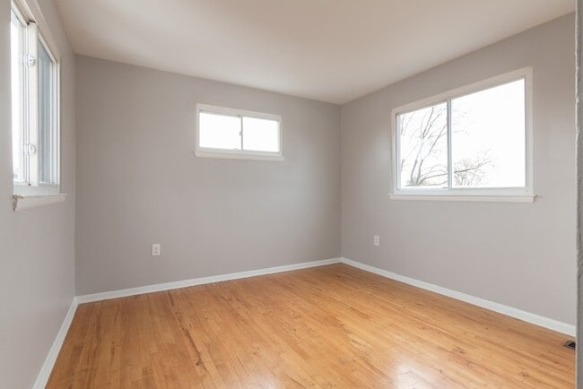 Building Photo - 90X Arion Park Rd