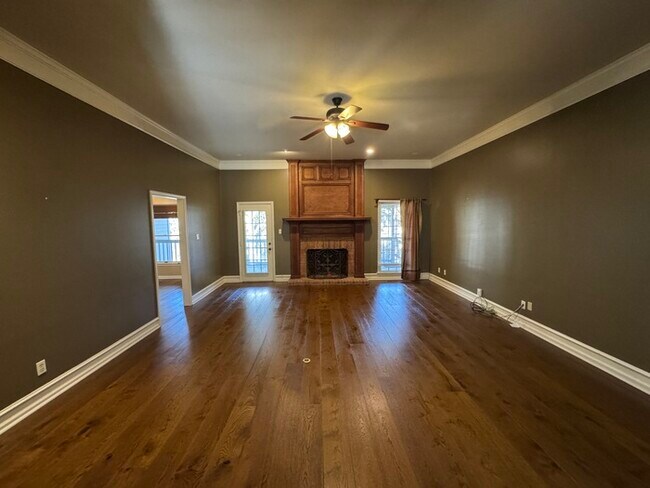 Building Photo - Very Nice 4 Bedroom 2.5 Bathroom Home in North Little Rock off of North Hills