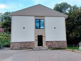 Building Photo - 2190 Robbins St