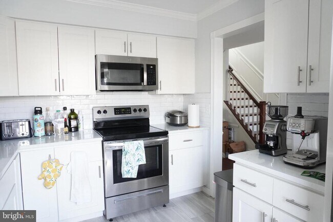 Building Photo - 13998 New Braddock Rd