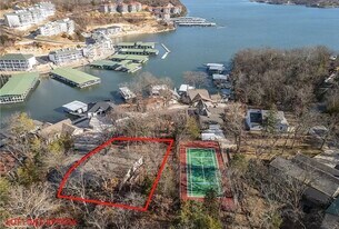 Building Photo - 128 Hawk Cir