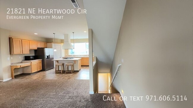 Building Photo - 21821 NE Heartwood Cir