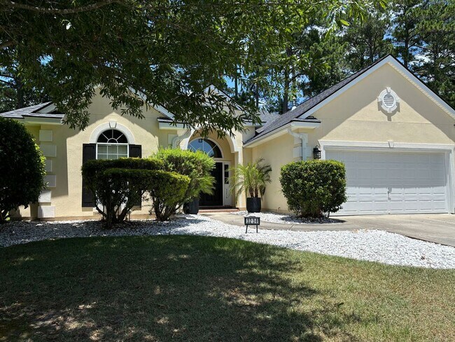 Primary Photo - Available 7/9. Gorgeous, Fully Remodeled 3...