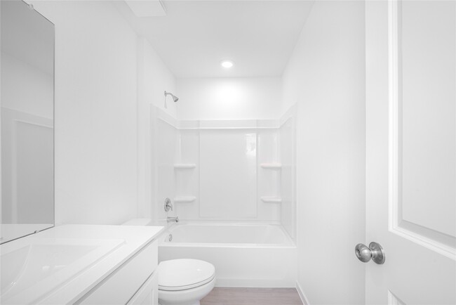 Building Photo - 21043 Santopadre St