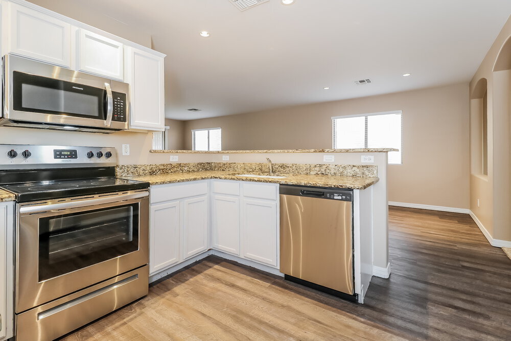 Building Photo - 3172 S 162nd Ln