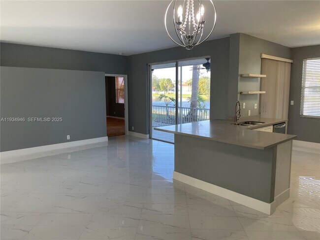 Building Photo - 14909 SW 15th St