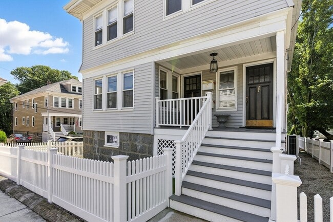 Building Photo - 29 Arbroth St