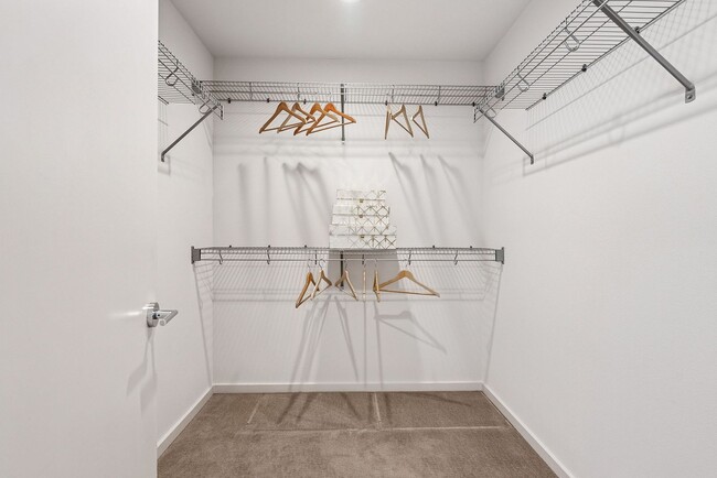 Building Photo - Judkin Parks Townhome