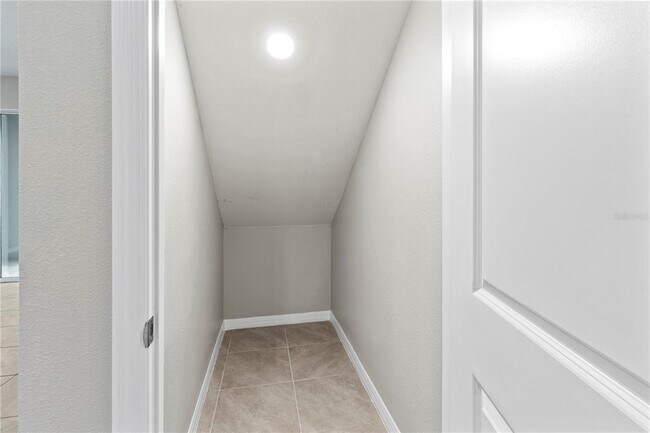 Building Photo - 17637 Crescent Moon Lp