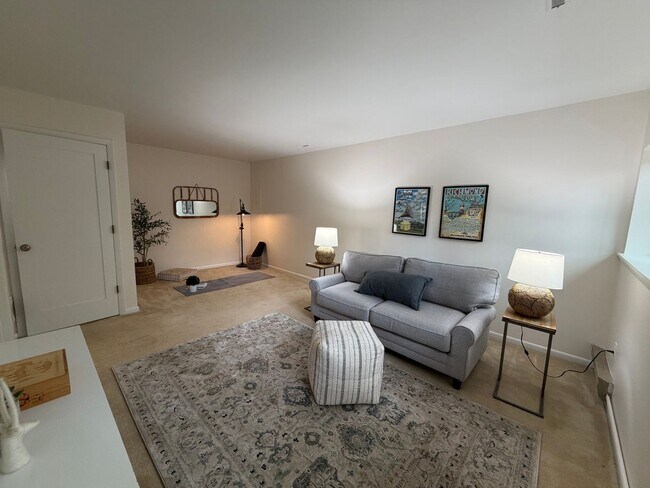 Building Photo - 1016 Timber Creek Dr