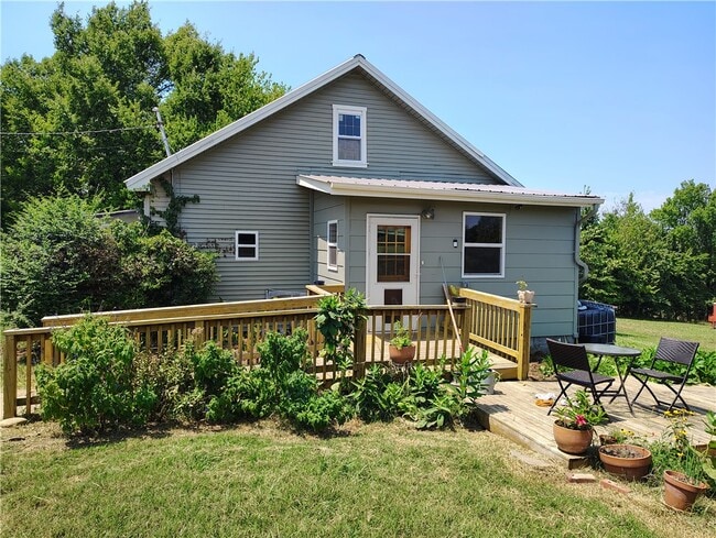 Building Photo - 14894 Trammel Mountain Rd