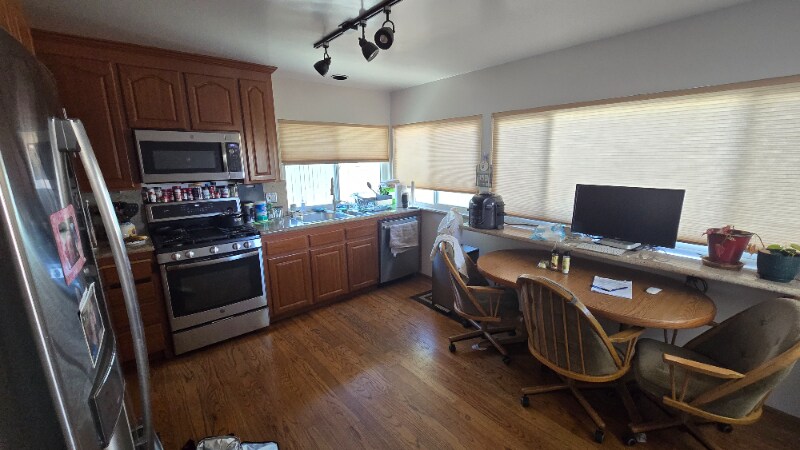 Building Photo - 44 Striped Maple Ct