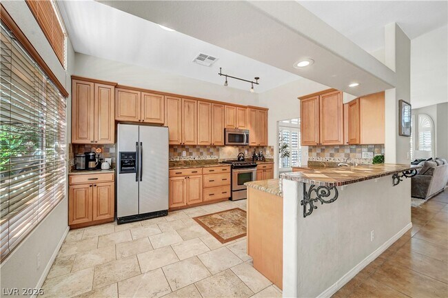 Building Photo - 1405 Sunblush Ln