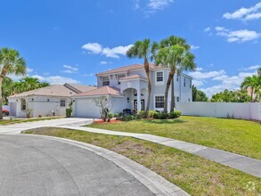 Building Photo - 2101 NW 157th Ave