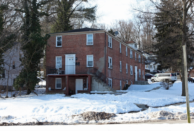 Primary Photo - 5907 Gwynn Oak Ave