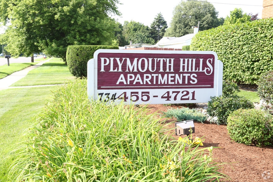 Plymouth Hills Apartments 7461 S Mill St Plymouth MI 48170
