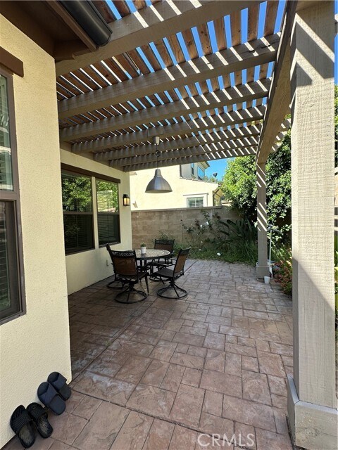 Building Photo - 73 Wildvine