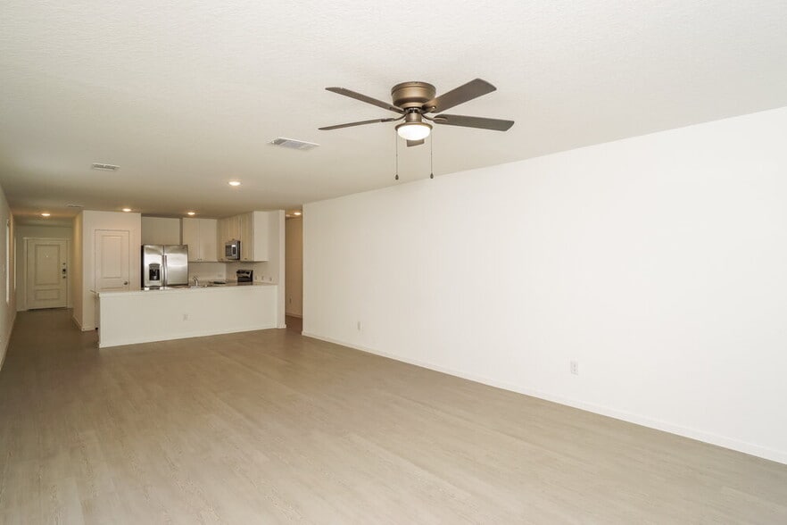 Building Photo - 540 Roquefort St