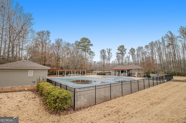 Building Photo - 45 Wildflower Cir