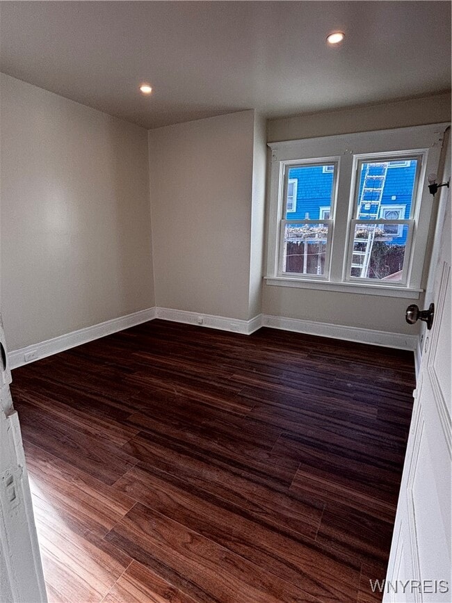 Building Photo - 432 Wohlers Ave