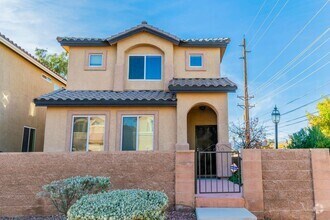 Building Photo - 3 bedroom home in gated community