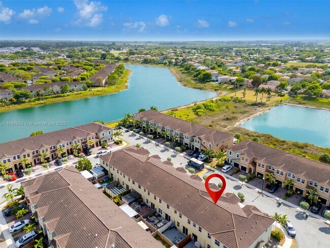 Building Photo - 1429 SE 23rd Terrace