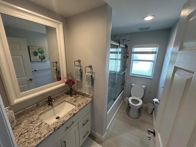 Building Photo - 3701 Albacete Cir