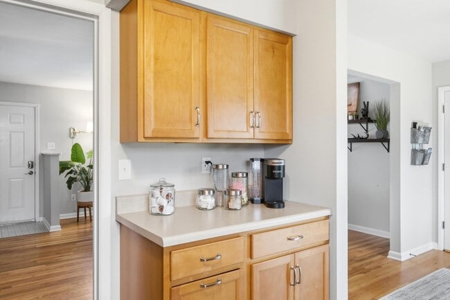 Building Photo - 2609 Wee Wynd