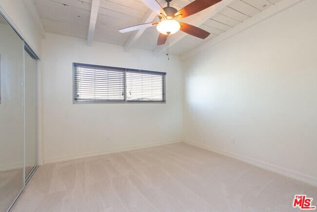 Building Photo - 2320 Clark Ln
