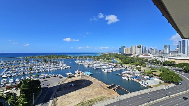 Building Photo - 1676 Ala Moana Blvd