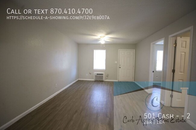 Building Photo - First month move in special $450!!  2-bed,...