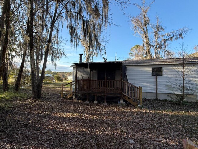 Building Photo - 503 Maple Ave