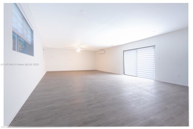 Building Photo - 2 br, 2 bath House - 24201 SW 124th Ave