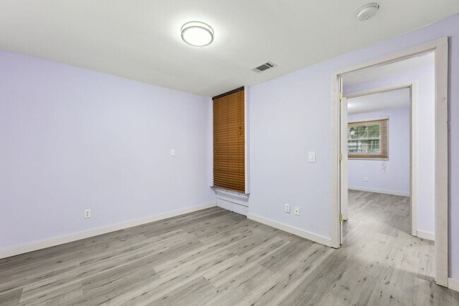 Building Photo - Adorable Newly Renovated 3/2 on Amelia Island’s South End