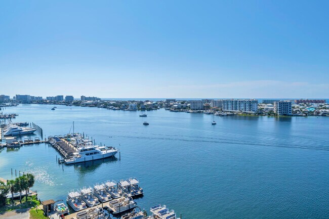Building Photo - 320 Harbor Blvd