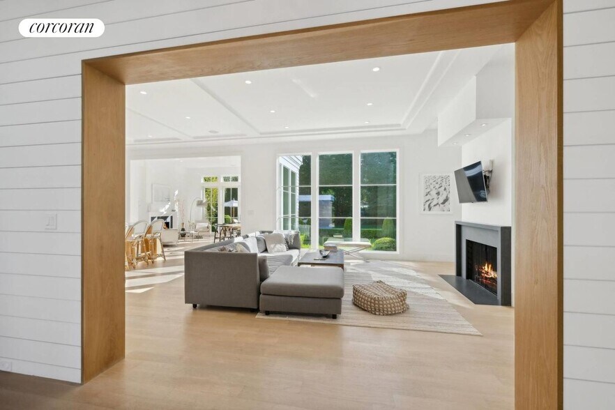 Building Photo - 97 Dayton Ln