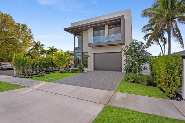 Building Photo - 220 S Swinton Ave