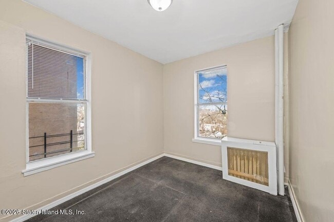 Building Photo - 37 Avon Pl