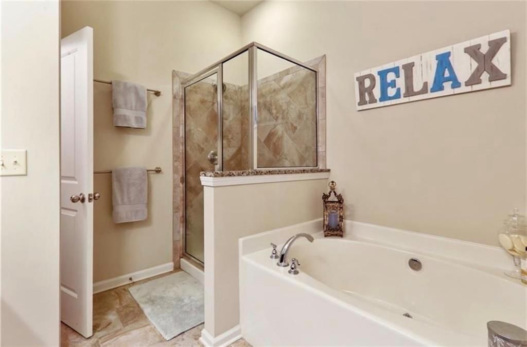 Building Photo - 3539 Peacock Rd