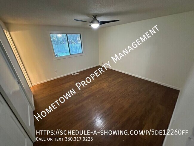 Building Photo - 3611 Landau Ave NE