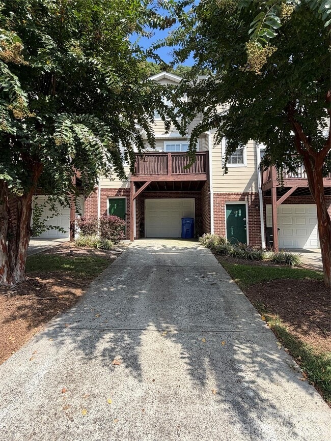 Building Photo - 135 High Ridge Rd