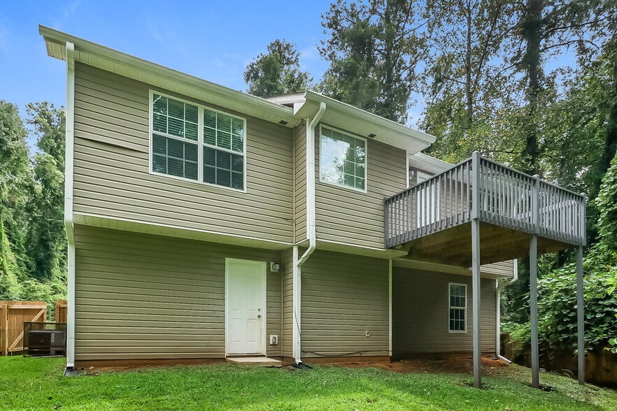 Building Photo - 2096 Dylan Ct