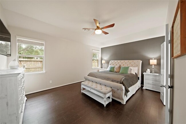 Building Photo - 2402 Via Montesano